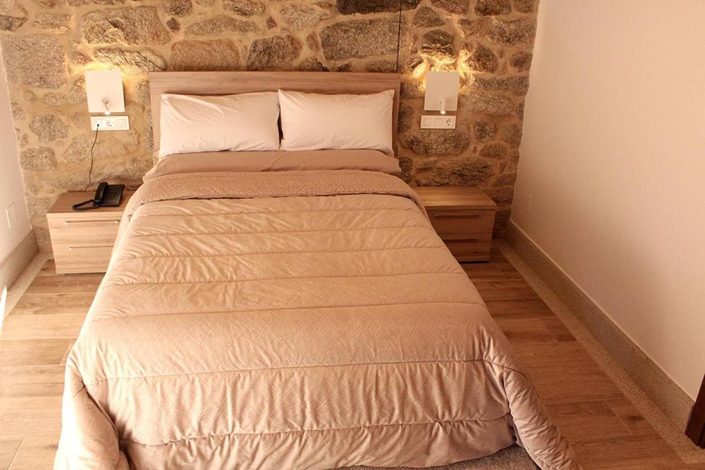 Eido Do Rei - Hospedaxe Rural Hotel Ponteareas Exterior photo